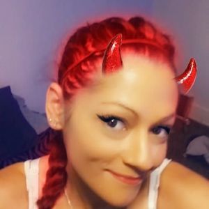 Meet your Posher, Kari